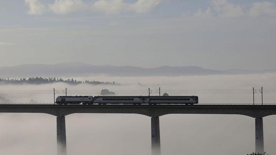 Un giro a la contrataci&oacute;n p&uacute;blica La Voz de Galicia - Estado Espa&ntilde;ol