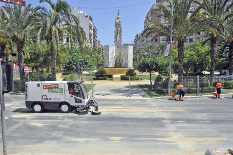 Por qu&eacute; Alicante es una de las ciudades peor valoradas en su limpieza viaria - Autonom&iacute;as