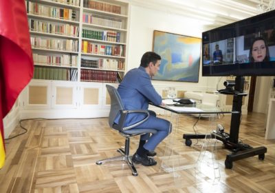 Esperar sentado en una silla - Autonom&iacute;as