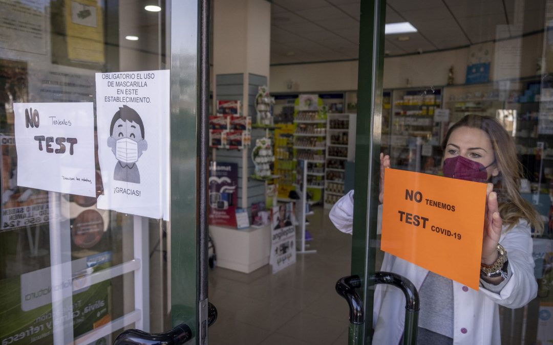 De nuevo desabastecimientos contra la Covid 19 1080x675 - Autonom&iacute;as