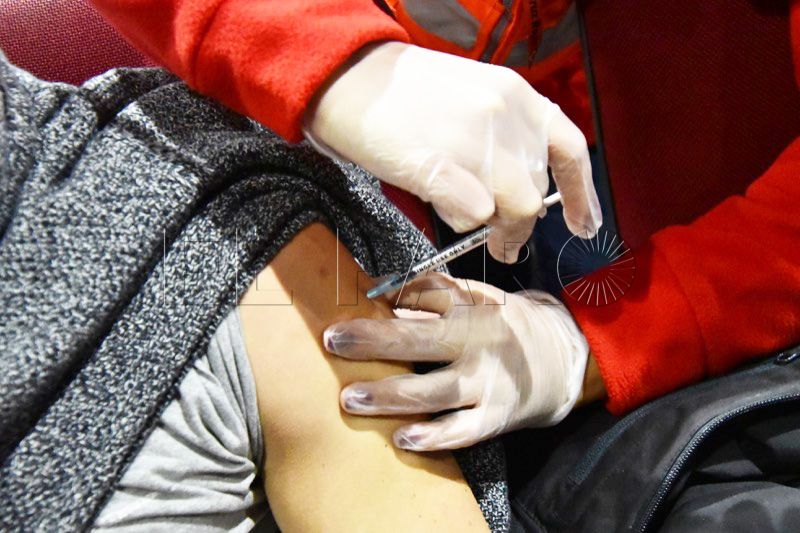 Luces candilejas vacuna cuarta dosis Covid 19 - Autonom&iacute;as