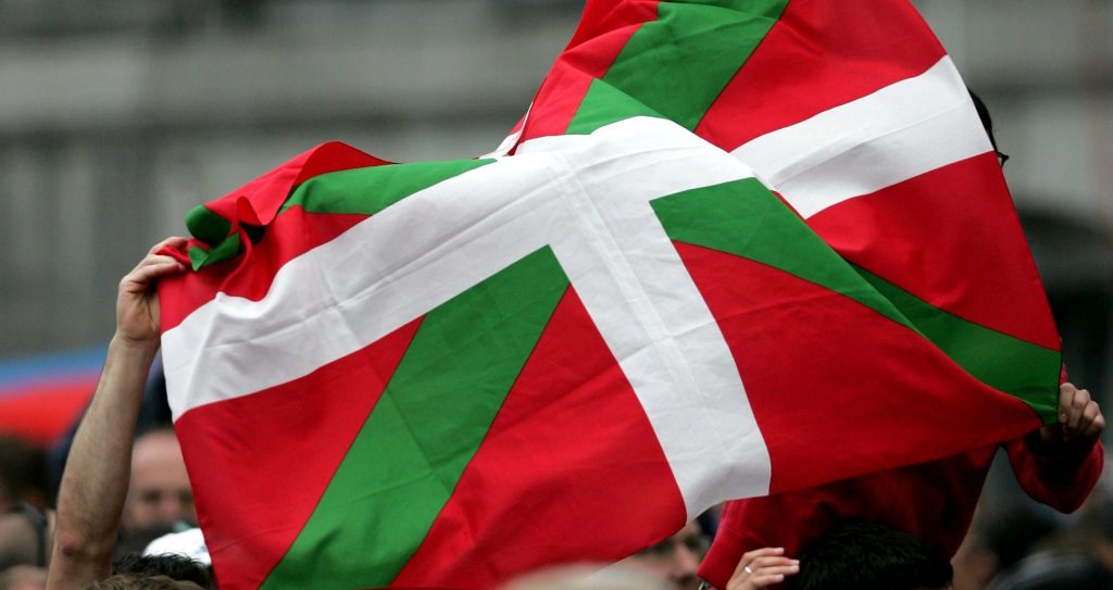 Euskadi bajo la sombra de Hamlet - Autonom&iacute;as