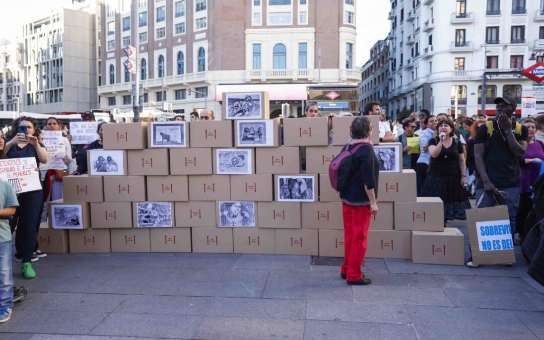 Muros invisibles poblacion migratoria 1080x675 - Autonom&iacute;as